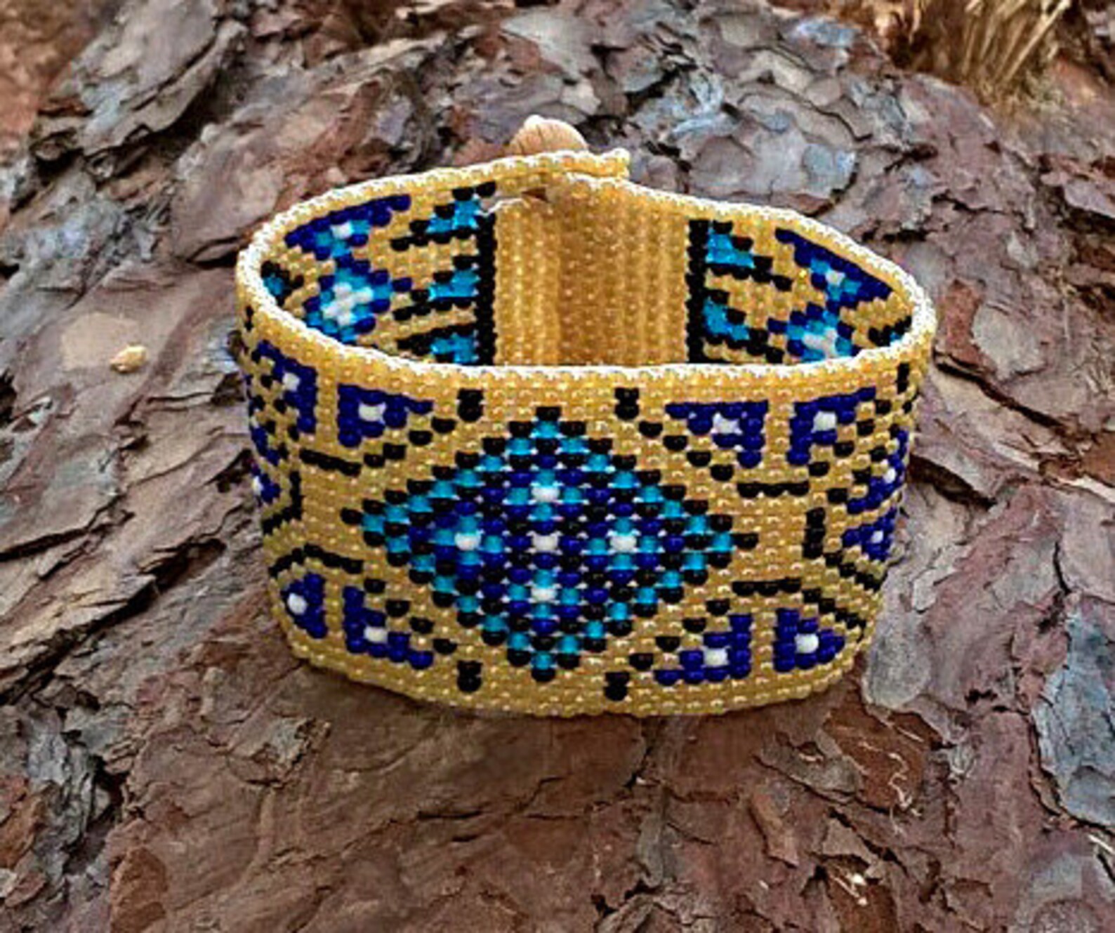 Cherokee Style Blue Old Patterns Native America Style Bead Bracelet