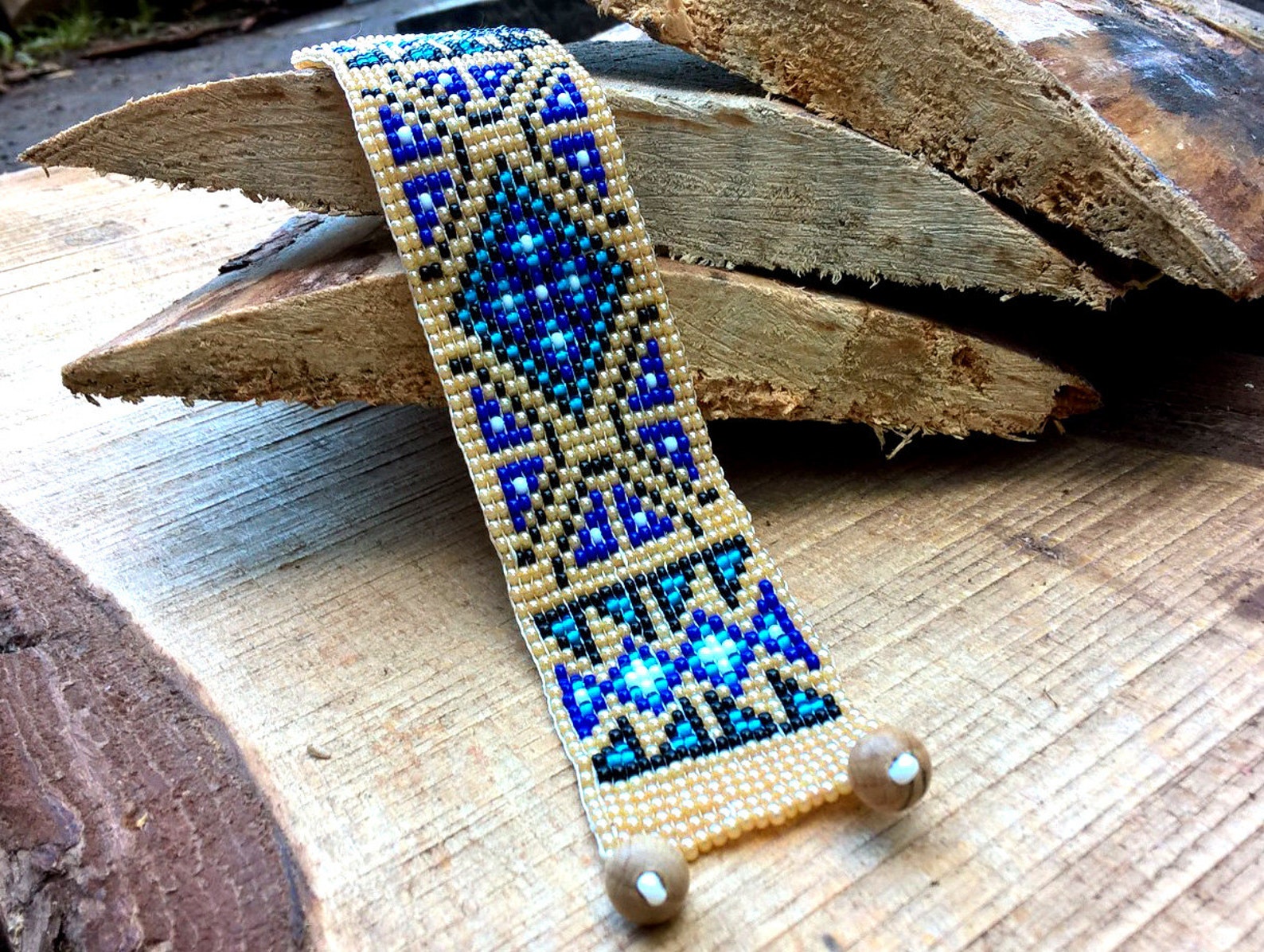 Cherokee Style Blue Old Patterns Native America Style Bead Bracelet