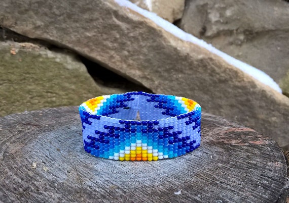 Sunrise Native America Style Bead Bracelet, Blue Bead Loom