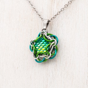 Mermaid Scale Chainmail Pendants / Fantasy Chainmaille Necklace with Iridescent Mermaid Cabochons Green