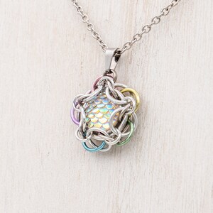 Mermaid Scale Chainmail Pendants / Fantasy Chainmaille Necklace with Iridescent Mermaid Cabochons Rainbow