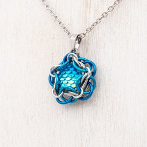 Mermaid Scale Chainmail Pendants / Fantasy Chainmaille Necklace with Iridescent Mermaid Cabochons Blue