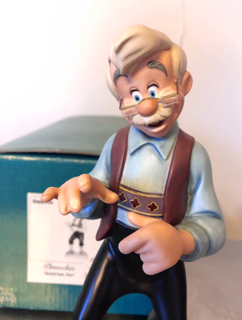 Pinocchios father Geppetto Goodbye Son porcelain figure Disney classic collection MIB image 2