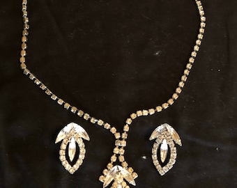 Art Deco Austrian Crystal teardrop necklace & matching pierced earrings 1940