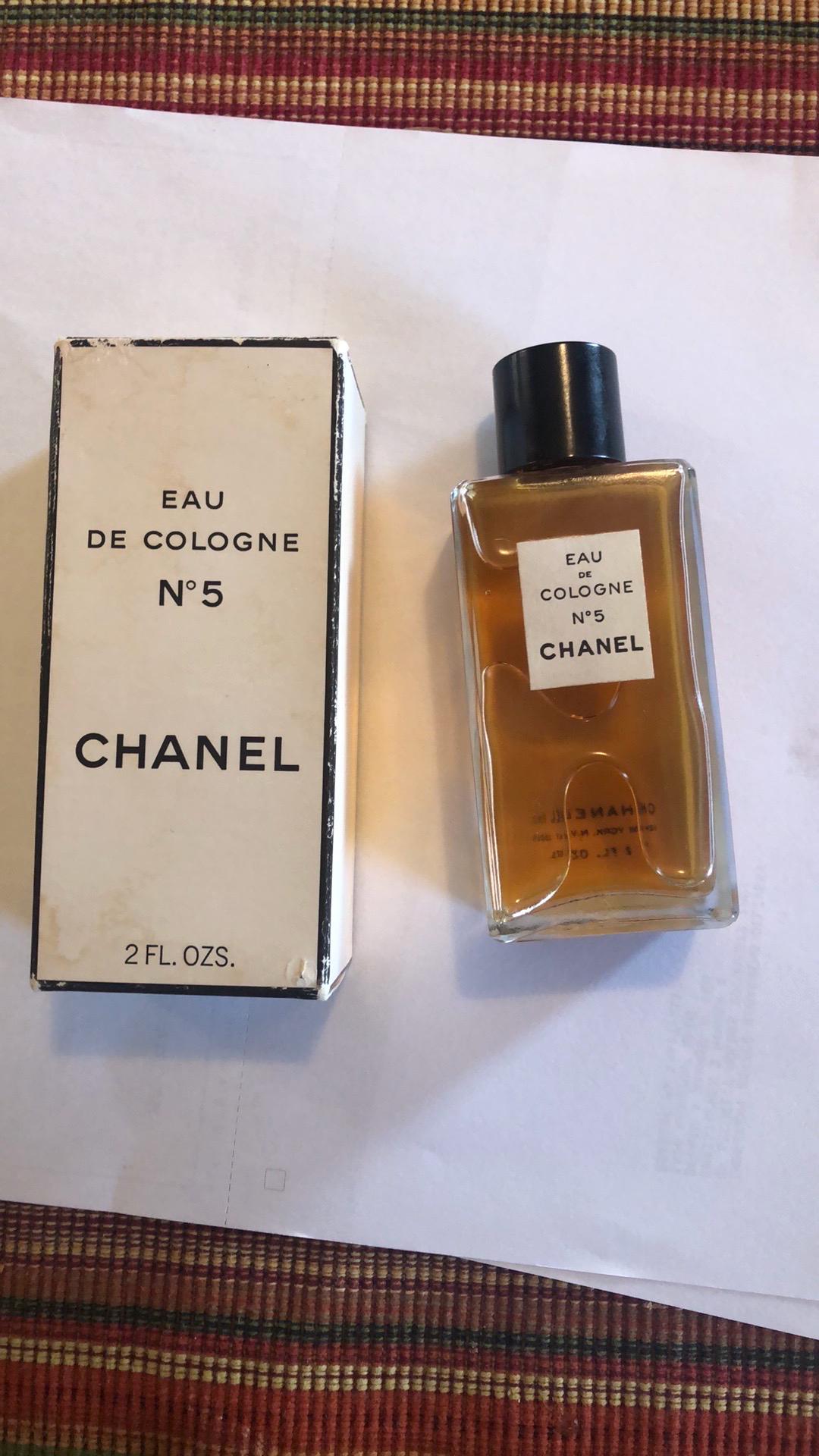 Chanel No 5 2 Oz Vintage Original Box, Booklet and Bottle Circa