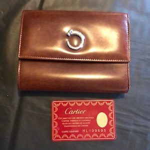 Cartier Panther Geldbörse Clutch aus kastanienbraunem Kalbsleder, Echtheitszertifikat -Palladium-Platte