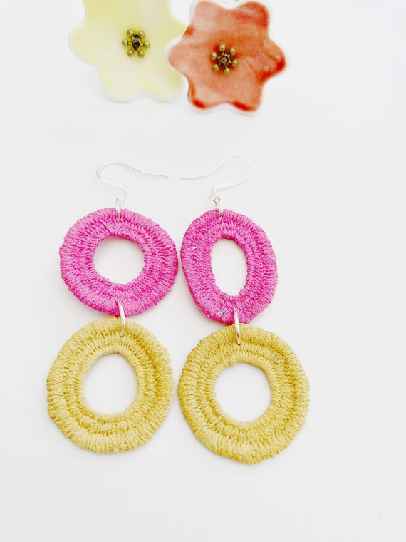 How To Crochet Picot Medallion Earrings - YouTube