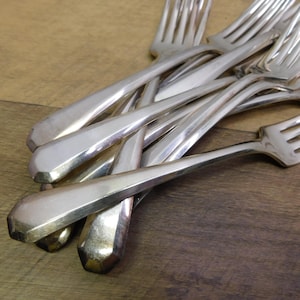 Vintage WM Rogers AA Lincoln Forks, Set of 6, Silverware