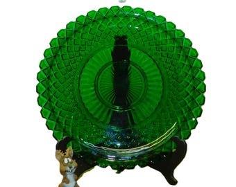 The Anchor Hocking Waterford Waffle Forest Green 14" Sandwich Glass Tray Serving Platter