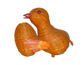 Wicker Chick w/ Egg Figural Basket ~ 1970s Woven Rattan Chicken Easter Decor Candy Box