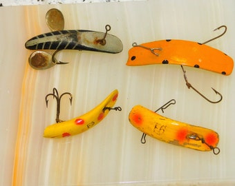 Lot Vintage Fishing Lures Helin Flatfish Fly Fishing Bait Wood Carved /  Bakelite Vintage Fishing Tackle Lot F5, F6, NO Boxes 