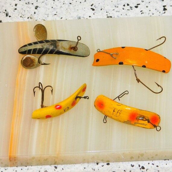 Lot Vintage Fishing Lures Helin Flatfish Fly Fishing Bait Wood