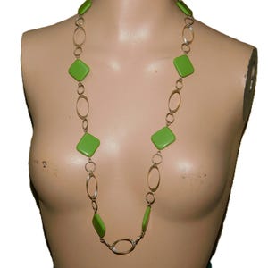 70&#39;s Green Square Lucite Bead & Silver tone hoop Long Necklace ~ Mid Century Necklace