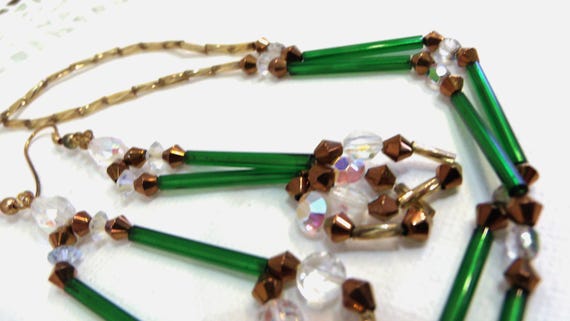 Elegant Emerald Green Glass Tube Bead Necklace & Dangle Earring Set Perfect for Christmas