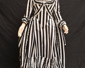 Sleepy Hollow "style dress18th century