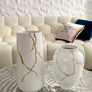 Vase Inspired by Kintsugi Japanese Art Gold & White Flowervase For Dried Flowers Decoration image 7