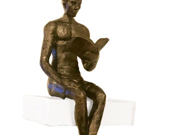 Le lecteur de la collection Emotive x1 Figurine Statues murales Figures artistiques à suspendre Décoration murale moderne Cadeau de pendaison de crémaillère Art mural