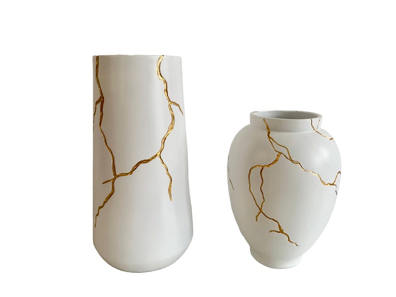 Vase Inspired by Kintsugi Japanese Art Gold & White Flowervase For Dried Flowers Decoration image 2
