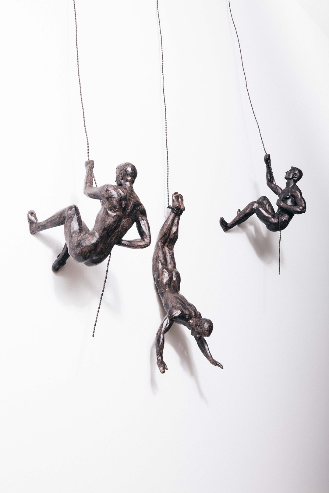 Large X3 Bronze Climbing Men With Nail Caps Abseiling Hanging on Wire  Ornaments Figurines Wall Hanging Statues Rock Climbers Wall Art BABC