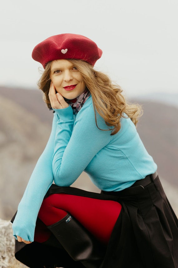 4884 Wool French Beret Hat For Women, Burgundy Wool Beret Hat Classic Solid Color French Beret for Women  main image 4