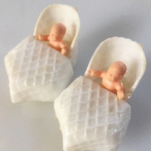 Vintage Baby Shower Cake Toppers - Diaper Cake - Mini Baby in a Bassinet Decoration - Baby Shower Cake Decoration - Dollhouse Miniature
