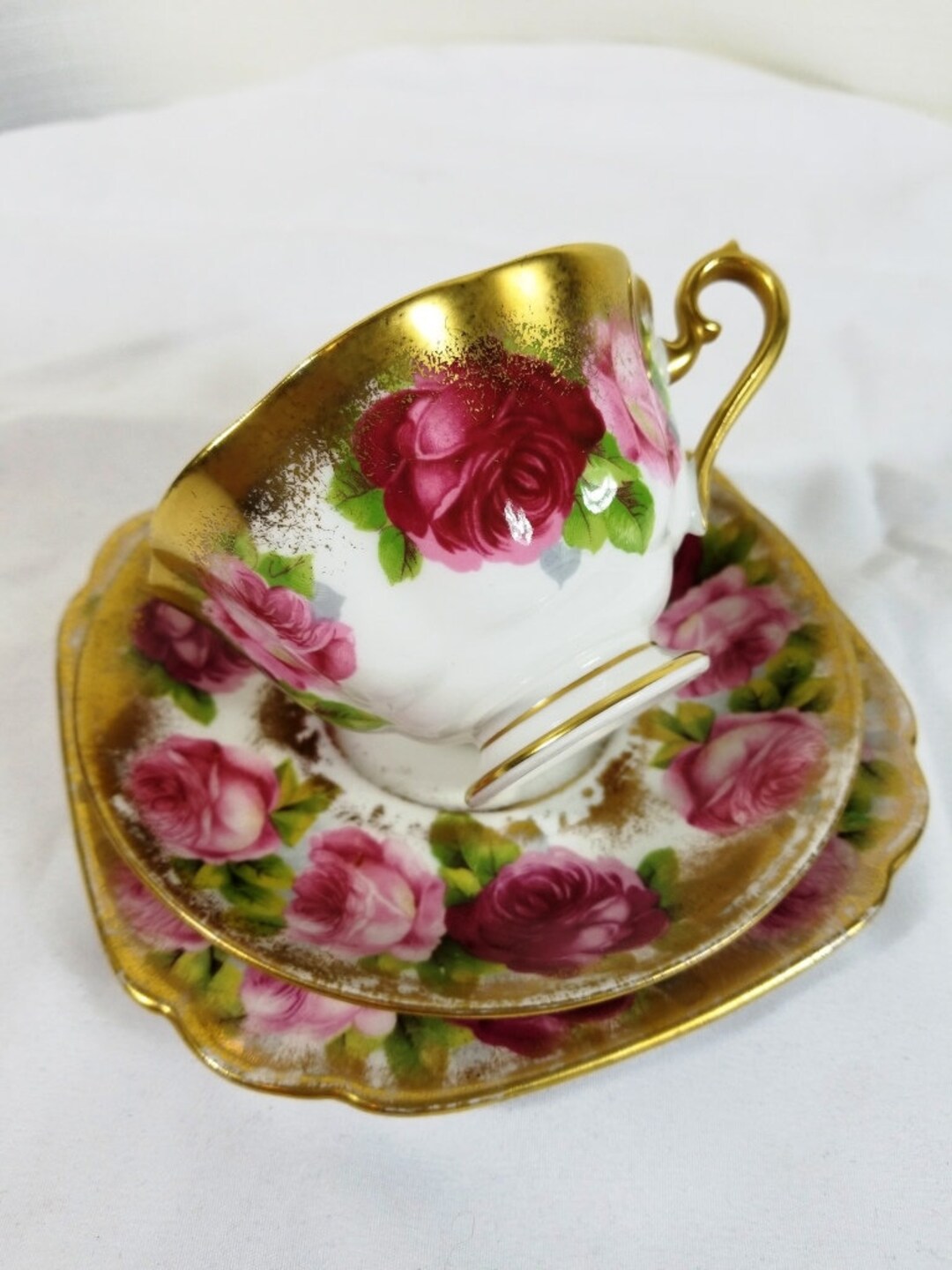 Royal Albert Crown China Old English Rose Pattern 192527, Heavy Gold