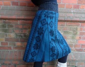 Wool skirt turquoise black