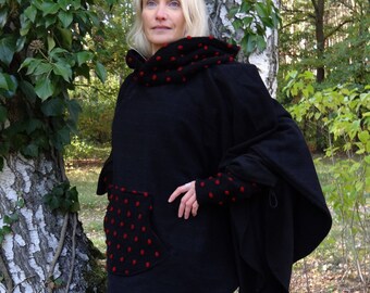 Wollcape & Stulpen Poncho Punkte Wolle schwarz rot