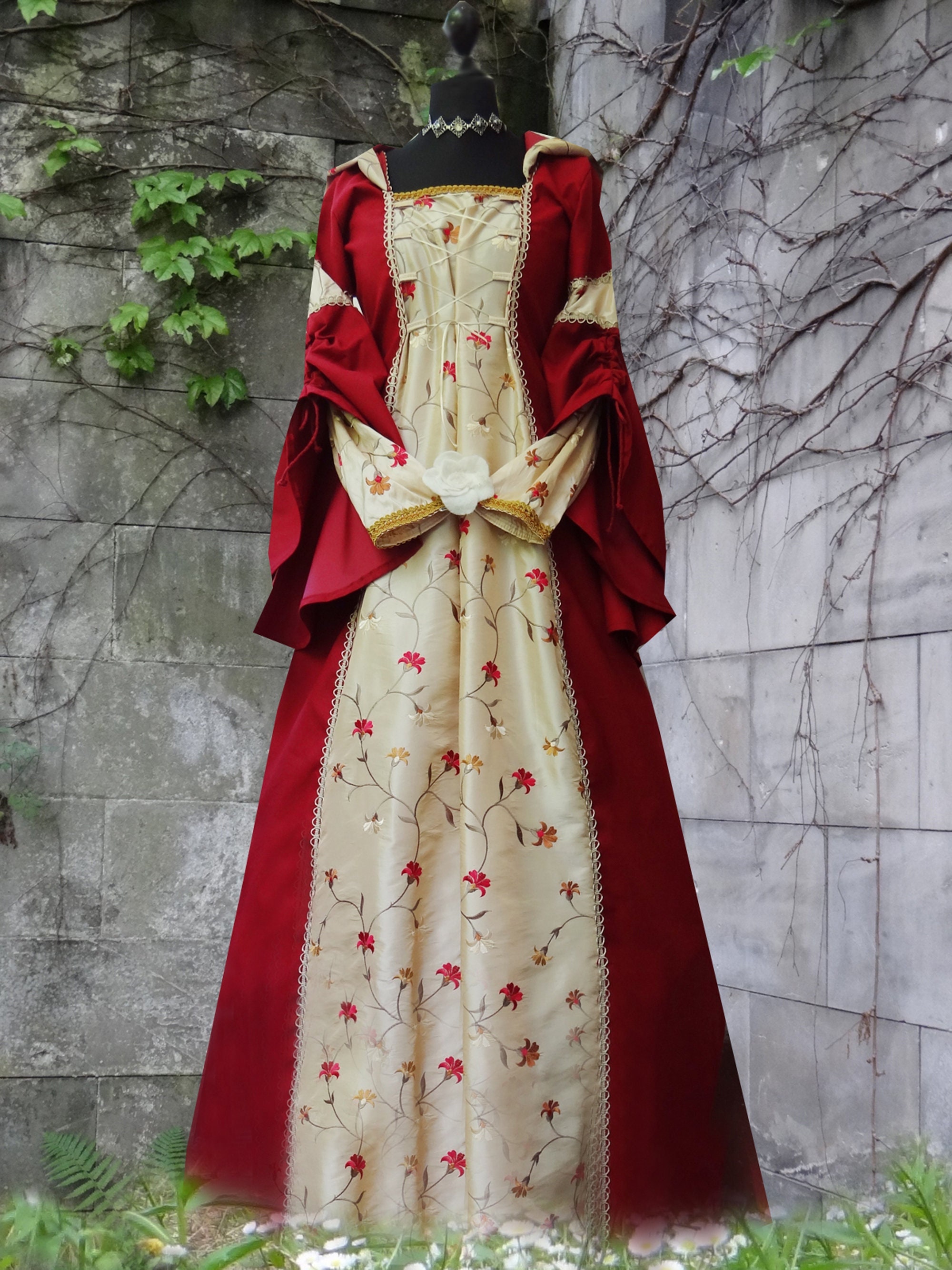 red and white medieval dresses Bliaut Noble