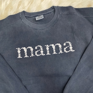 Comfort Colors Mama DENIM Embroidered Floral Sweatshirt | Simple Mama Pullover, Gift for Mom, Personalized Floral Mama Crewneck