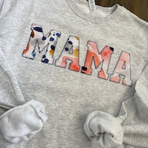 Mama Embroidered Floral Applique Sweatshirt  | Simple Mama Pullover, Gift for Mom, Personalized Mama Shirt