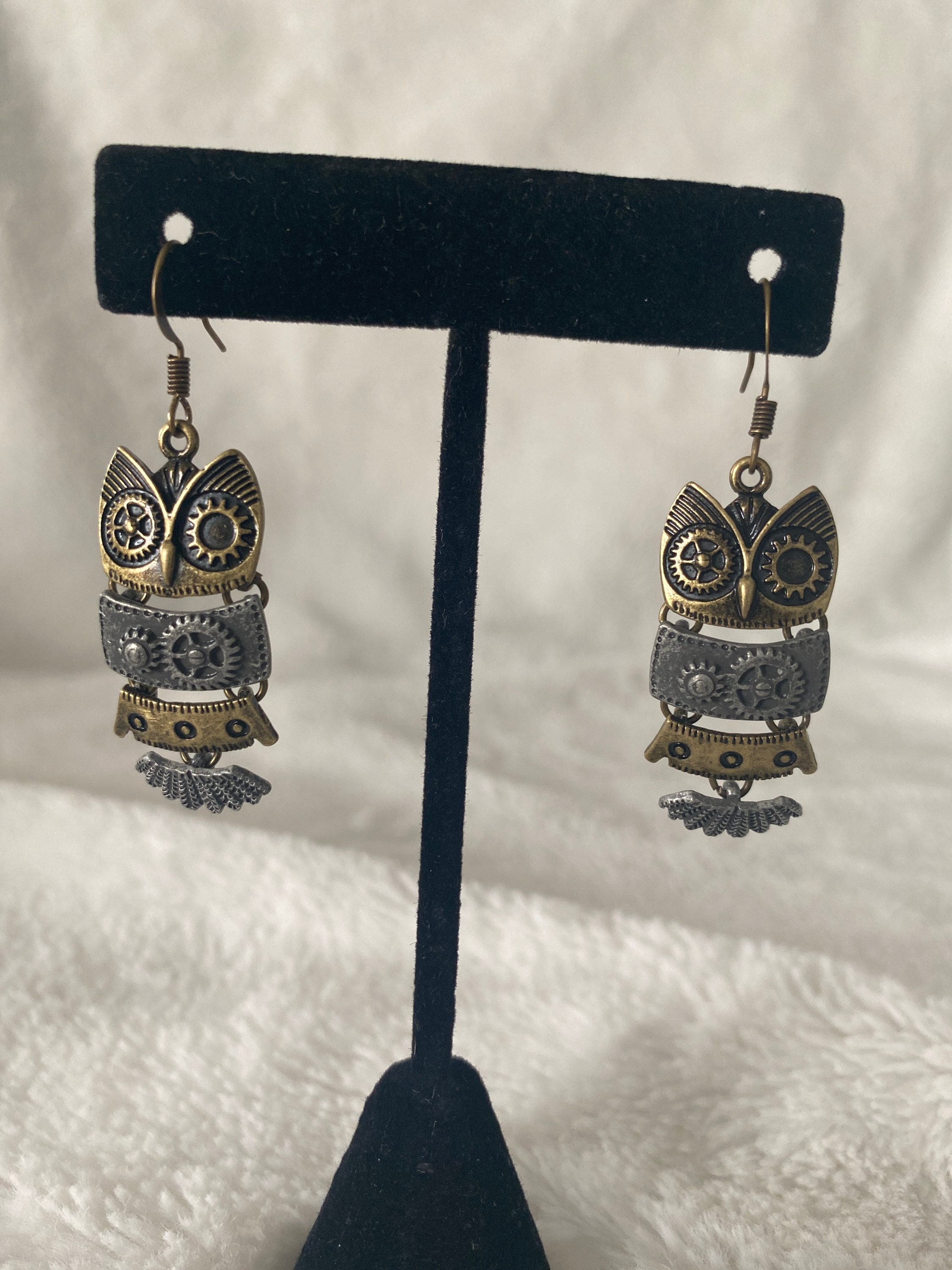 Steam punk gear tiered drop dangle owl earrings in antique metal look