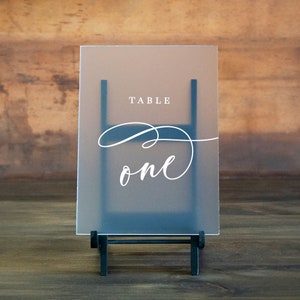 Acrylic Wedding Table Numbers: Modern Reception Decor