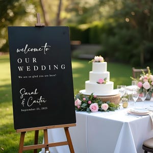 Elegant Acrylic Wedding Welcome Sign: Personalized Entrance Decor for Modern Ceremonies