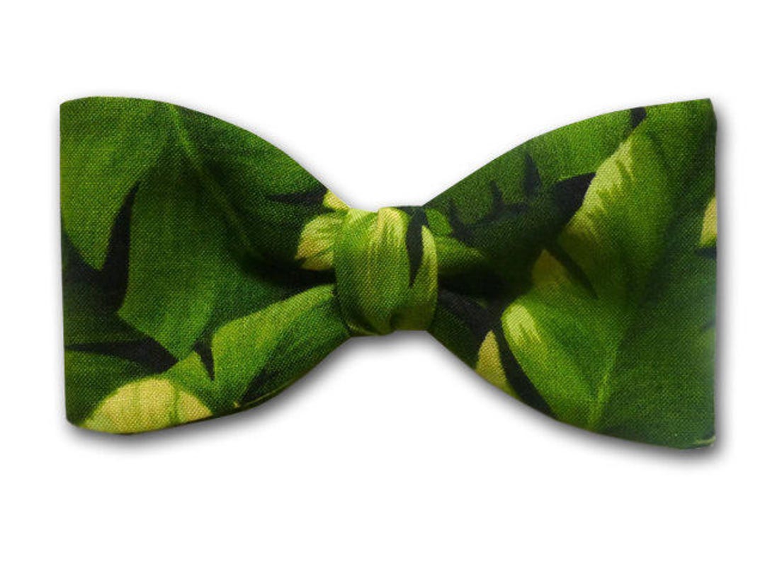 Bow Tie luau Hawaiian Banana Leaf Design - Etsy