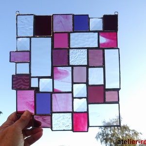 Suncatcher with facet cut pink purple bordeaux Tiffany discreet window picture image 3
