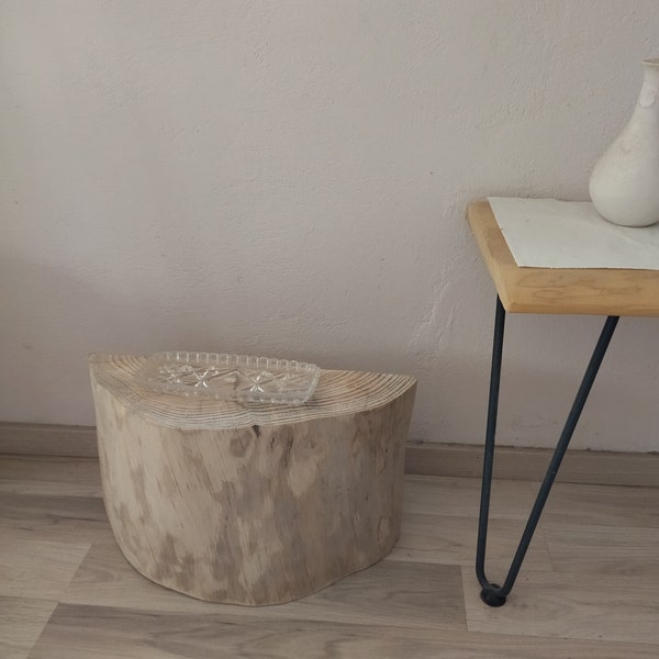 tree trunk,side table, side bed, tree stamb table,Wooden Bedside Furniture,  Farmhouse Tables