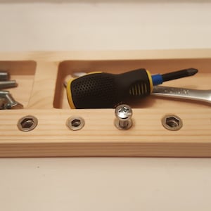 Planche à vis Montessori / Jouet éducatif / Planche à vis pour jouet / Activité pour enfants / Bois naturel / Jouet d'apprentissage