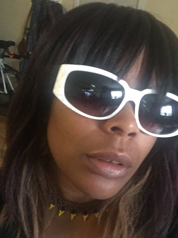 Vintage Sunglasses 1980 display picture 1