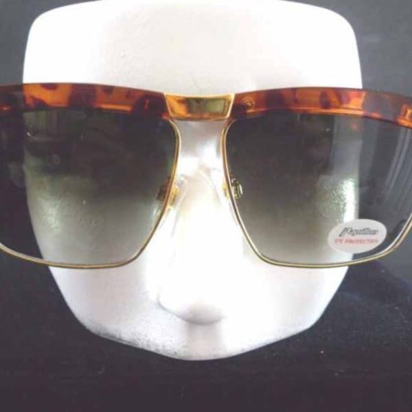 Vintage 1970's  Sunglasses Papillon Tortoise/Gold Combination frame Made in Italy