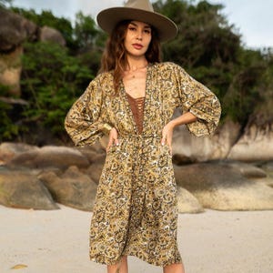 Long Kimono ~ PAISLEY DREAM ~ Beachwear ~ Bathrobe ~ Vintage Kimono ~ Dressing Gown ~ Loungewear ~ Vintage Robe