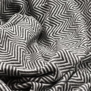 Coperta 100% cashmere ~ MAUI | 140 x 250 cm | Lana cashmere | Nero | Super morbida, leggera e soffice