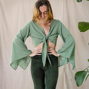 Wrap blouse FREE FLOW ~ SAGE / Turquoise Green ~ Flared sleeves ~ Boho top ~ Cropped summer blouse ~ Vintage wrap top made of pure cotton