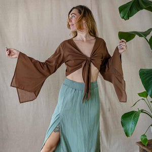 Wrap blouse FREE FLOW ~ CACAO / Brown ~ Flared sleeves ~ Boho top ~ Cropped summer blouse ~ Vintage wrap top made of pure cotton