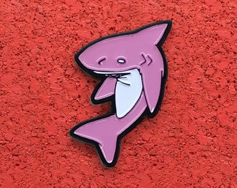 Rosa Sharky, weiche Emaille Anstecknadel aus Messing