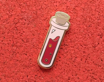 Cordial of Stärke, Hartemail Messing Anstecknadel