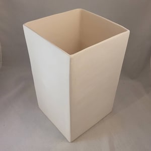 Wastebasket ~ Garbage Trash Can Bin Receptacle ~ Made to order ~ Handmade ~ Ceramics ~ Pottery