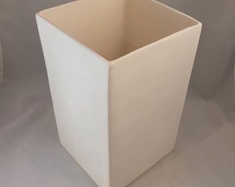Wastebasket ~ Garbage Trash Can Bin Receptacle ~ Made to order ~ Handmade ~ Ceramics ~ Pottery
