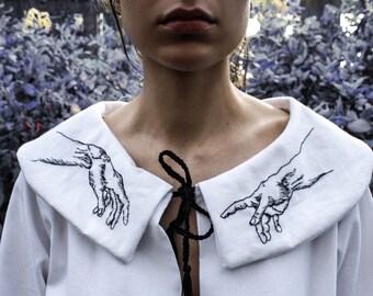 White Peter Pan collar embroidered hands Michelangelo - Dress peter pan collar with embroidered hands Michelangelo