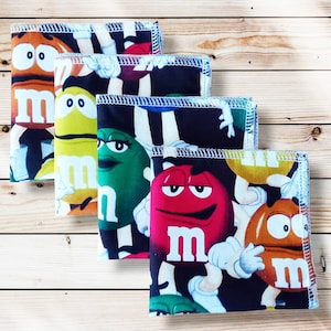4 Washable and Reusable Cotton Handkerchiefs for Children (22 x 22 cm) - Fabric Handkerchiefs - Zero Waste Hanckies - Sustainable Alternative Handkerchief